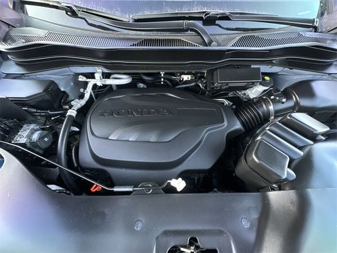 Used 2022 Honda Pilot Sport image 25