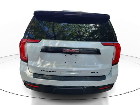 Used 2021 GMC Yukon SLT w/ SLT Luxury Plus Package image 5