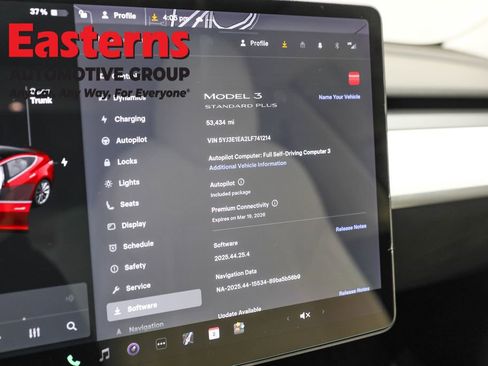 Used 2020 Tesla Model 3 Standard Range image 18