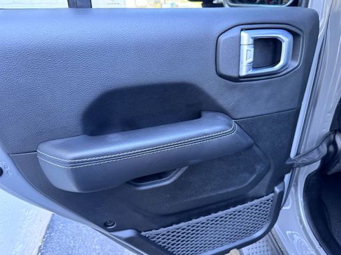 Used 2021 Jeep Wrangler Unlimited Sahara w/ Uconnect 4C Nav & Sound Group image 13