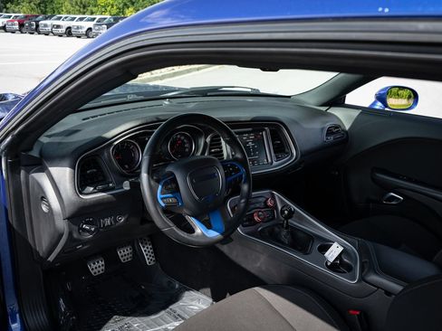 Used 2020 Dodge Challenger R/T Scat Pack RWD image 12