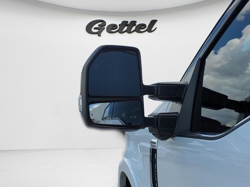 Used 2022 Ford F250 Platinum w/ Tremor Off-Road Package AWD/4WD image 27