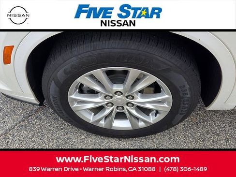 Used 2023 Cadillac XT6 Luxury image 20