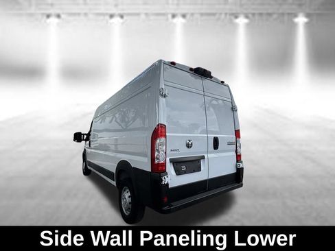 Used 2023 RAM ProMaster 2500 FWD image 5