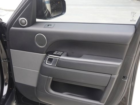 Used 2016 Land Rover Range Rover Sport Supercharged image 39