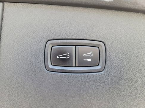 Used 2020 Porsche Cayenne Turbo AWD/4WD image 9