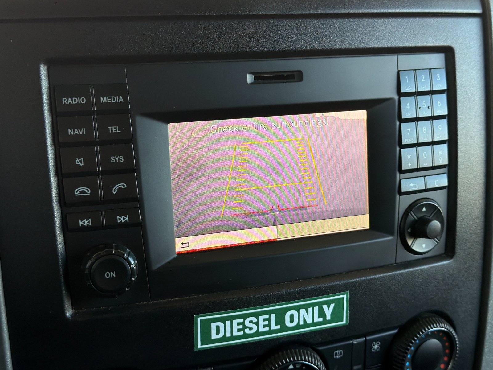 Used 2015 Mercedes-Benz Sprinter 2500 image 17