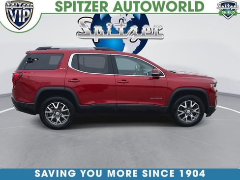 Certified 2023 GMC Acadia SLT w/ Preferred Package image 11