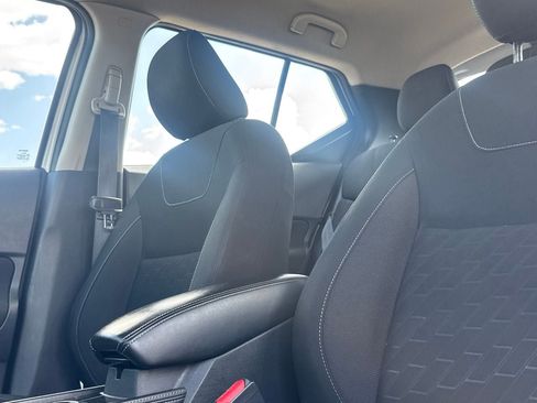 Used 2023 Nissan Kicks SV FWD image 40