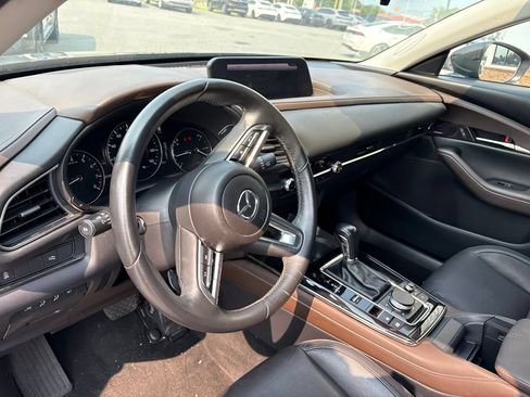 Used 2021 MAZDA CX-30 AWD 2.5 S w/ Premium Package image 4