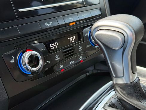 Used 2013 Audi Q5 3.0T Premium Plus w/ Audi MMI Navigation Plus Pkg image 36