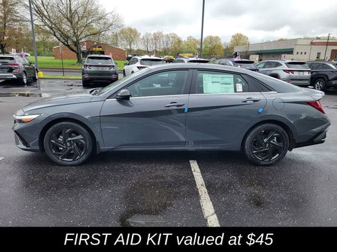 New 2026 Hyundai Elantra SEL Sport Premium FWD image 7