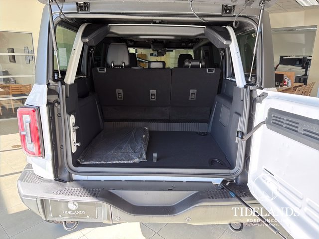 Used 2025 Ford Bronco Badlands AWD/4WD image 12