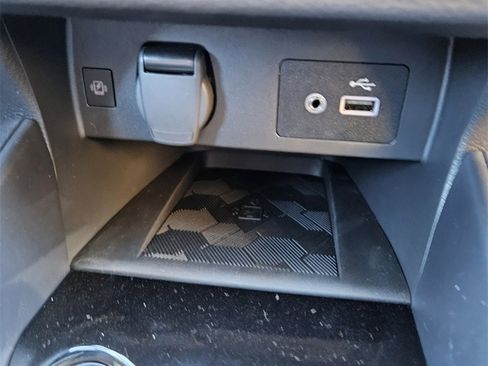 New 2025 Nissan Versa SV w/ Trunk Package image 14