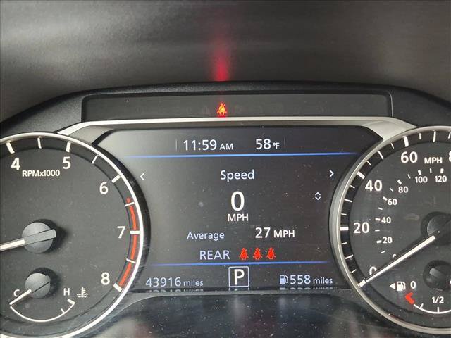 Used 2025 Nissan Altima 2.5 SV FWD image 9