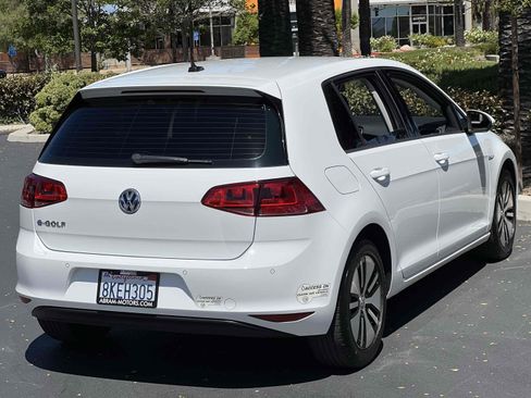 Used 2015 Volkswagen e-Golf SEL Premium image 8