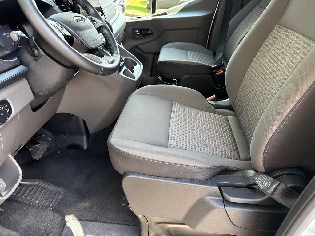 Used 2026 Ford Transit 350 XLT RWD image 9