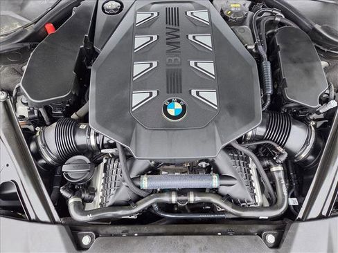 Certified 2023 BMW 760i xDrive image 23
