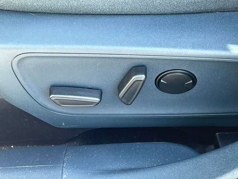 Certified 2023 Ford Maverick XLT w/ Equipment Group 300A Standard AWD/4WD image 11