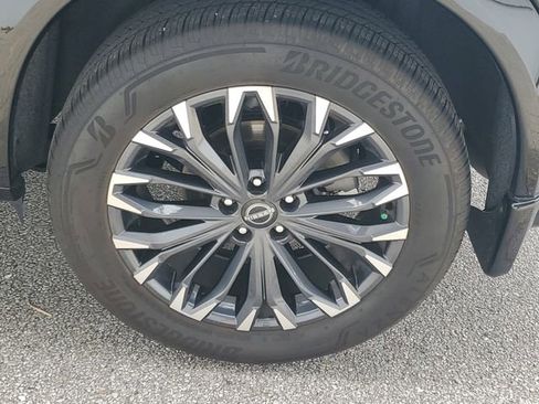 Certified 2025 Nissan Rogue Platinum w/ Platinum Premium Package image 36