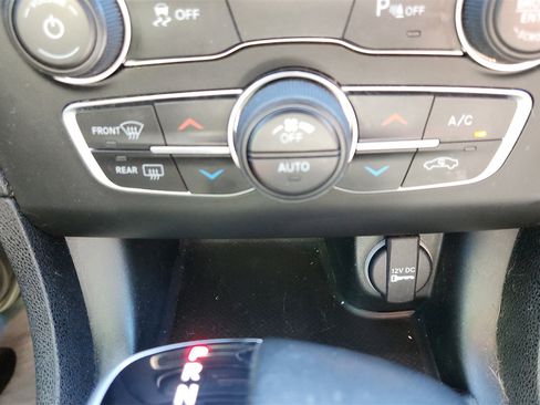 Used 2018 Dodge Charger SXT Plus image 17