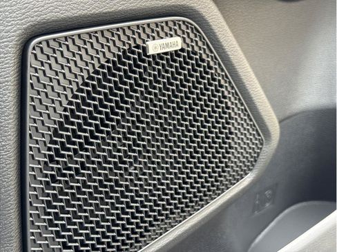 New 2026 Mitsubishi Outlander SE FWD image 11