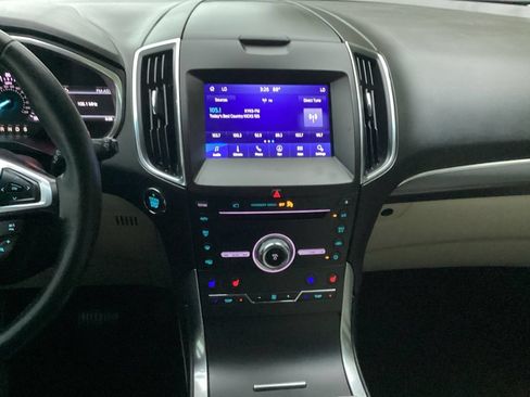 Used 2019 Ford Edge Titanium w/ Equipment Group 301A FWD image 52