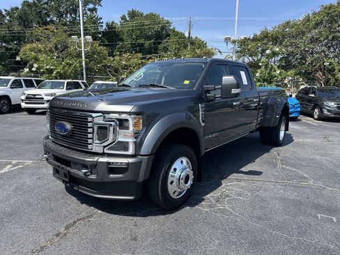 Used 2020 Ford F450 Limited w/ FX4 Off-Road Package AWD/4WD image 5