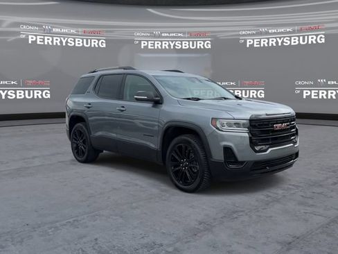 Used 2022 GMC Acadia SLE w/ Driver Convenience Package FWD image 2