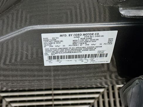 Used 2024 Ford Edge SEL AWD/4WD image 12