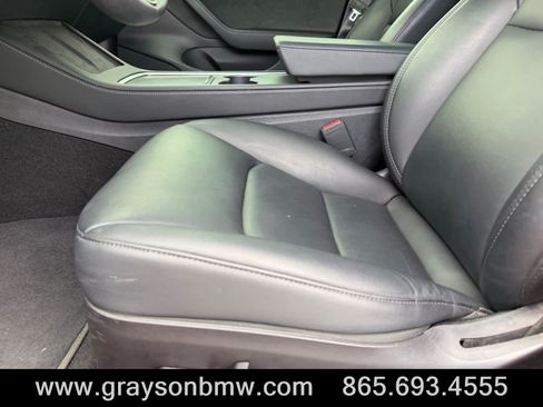 Used 2022 Tesla Model 3 Long Range AWD/4WD image 11