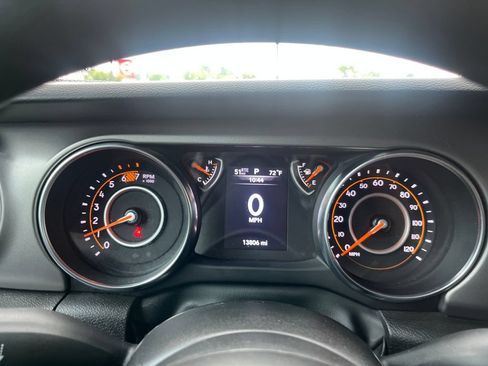 Used 2023 Jeep Wrangler Sport AWD/4WD image 17