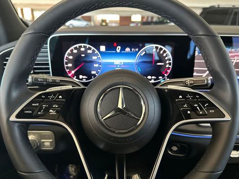 Used 2025 Mercedes-Benz GLE 450e 4MATIC image 30
