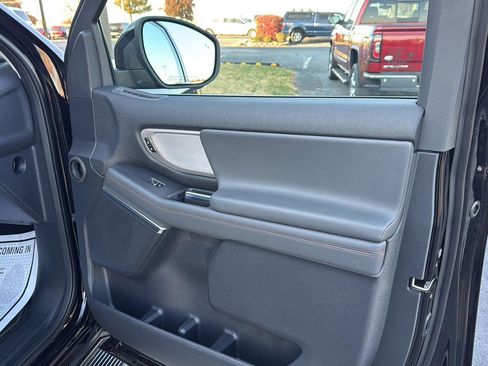 New 2025 Ford Expedition Max Active image 12