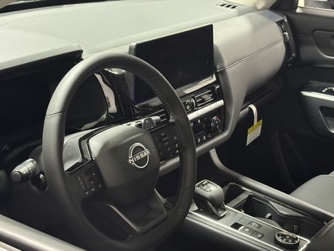 New 2026 Nissan Pathfinder SL AWD/4WD image 22