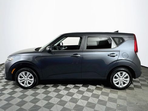 Used 2022 Kia Soul LX FWD image 4