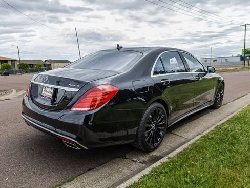 Used 2016 Mercedes-Benz S 550 4MATIC Sedan image 5