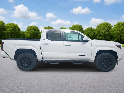 New 2026 Toyota Tacoma SR5 image 8