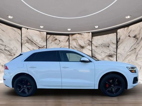 Used 2019 Audi Q8 Premium w/ Convenience Package image 4