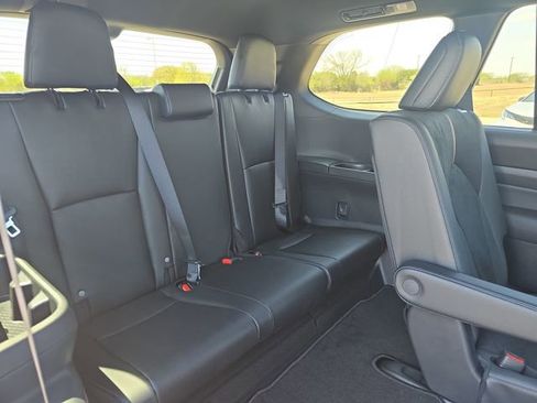 New 2026 Toyota Grand Highlander AWD Hybrid image 12