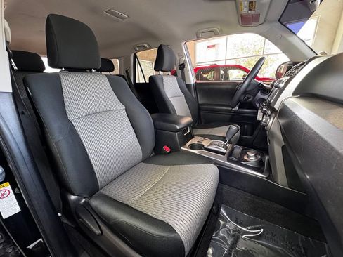 Used 2019 Toyota 4Runner SR5 AWD/4WD image 47