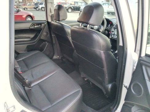 Used 2016 Subaru Forester 2.0XT Touring w/ Eyesight & Navigation System image 11