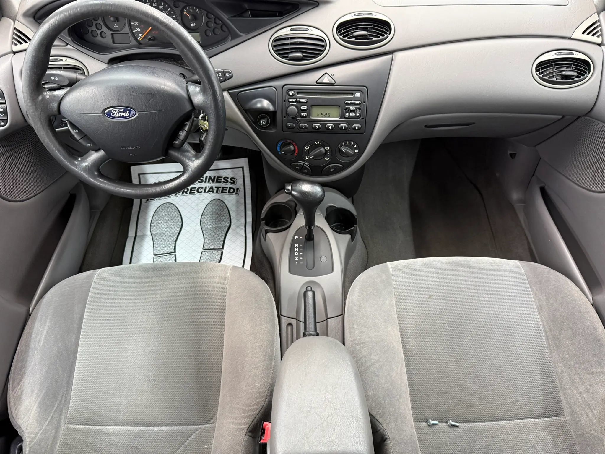 Used 2002 Ford Focus SE FWD image 11