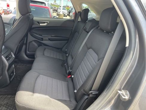 Used 2021 Ford Edge SE FWD image 7