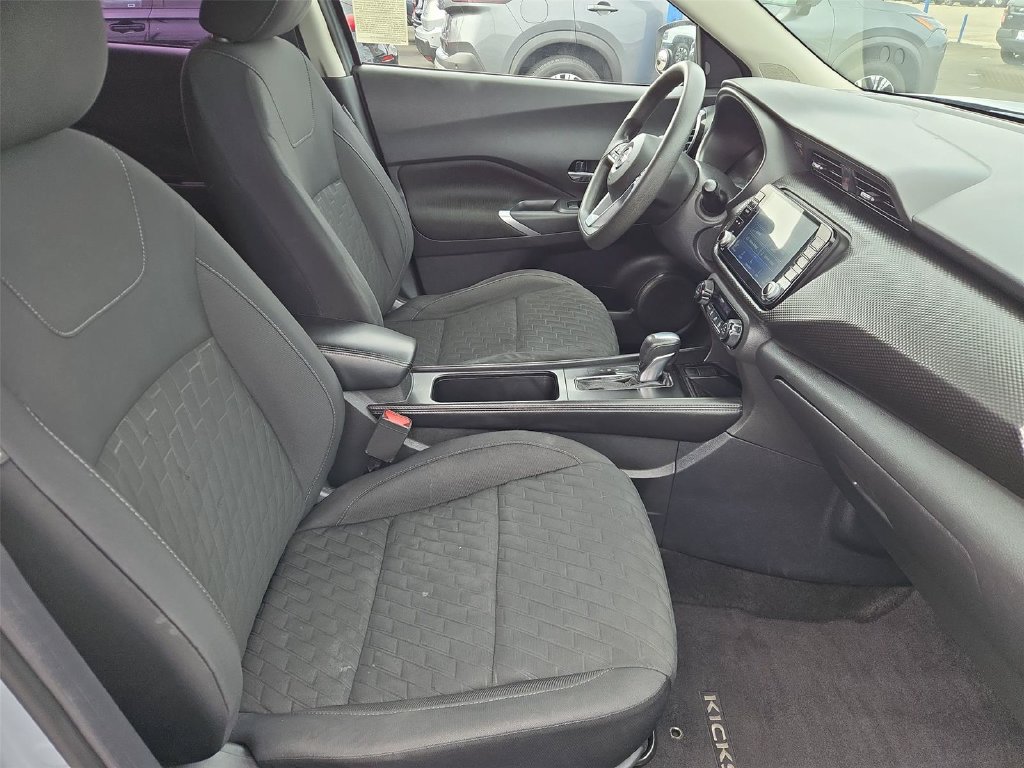 Used 2021 Nissan Kicks SV FWD image 18