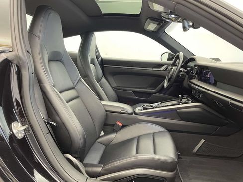 Used 2021 Porsche 911 Carrera RWD image 20