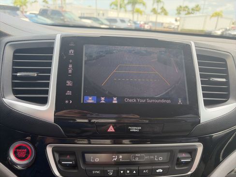 Used 2019 Honda Ridgeline RTL-E image 19