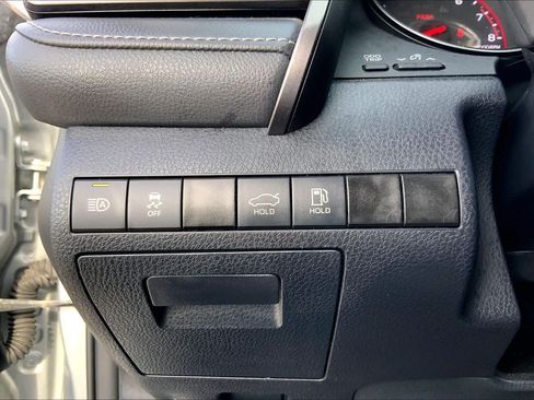 Used 2024 Toyota Camry XSE FWD image 33