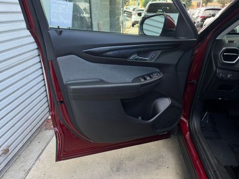 Used 2025 Chevrolet TrailBlazer LT image 20