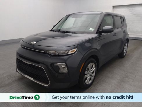 Used 2020 Kia Soul LX image 1
